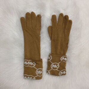 Michael Kors Stylish Comfortable Warm Knit Signature Logo Cuffs Gloves, Tan